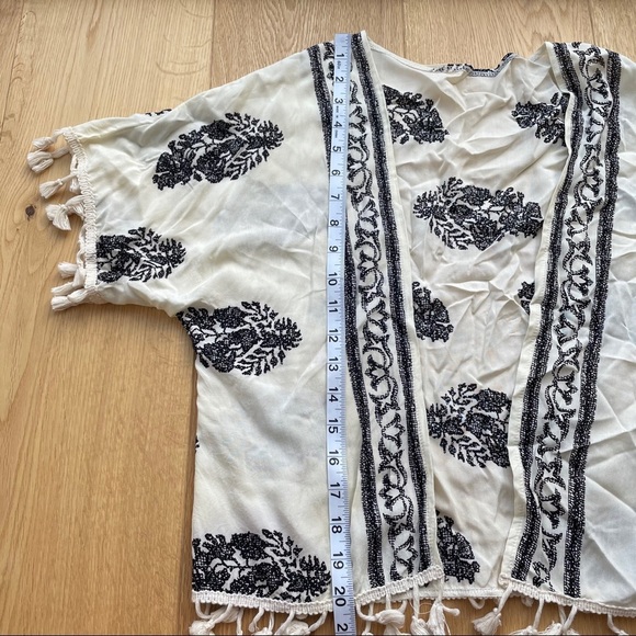 ROMWE Leaf Print Tassel Hem Kimono - Picture 11 of 12